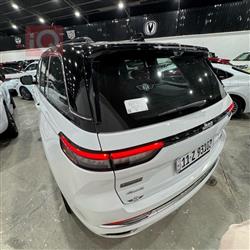 جیپ گراند شیرۆکی